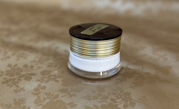 Organic German Handmade Frankincense Cream - Image 2